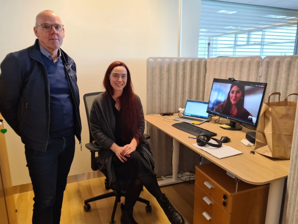 Fyrsti starfsmaðurinn í nýja aðstöðu Útibússins