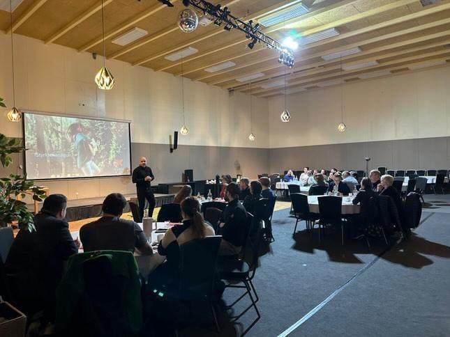 Það var glaðbeittur og sáttur hópur sem fór frá Laugarbakka í lok dags, uppfullur af fróðleik og til…