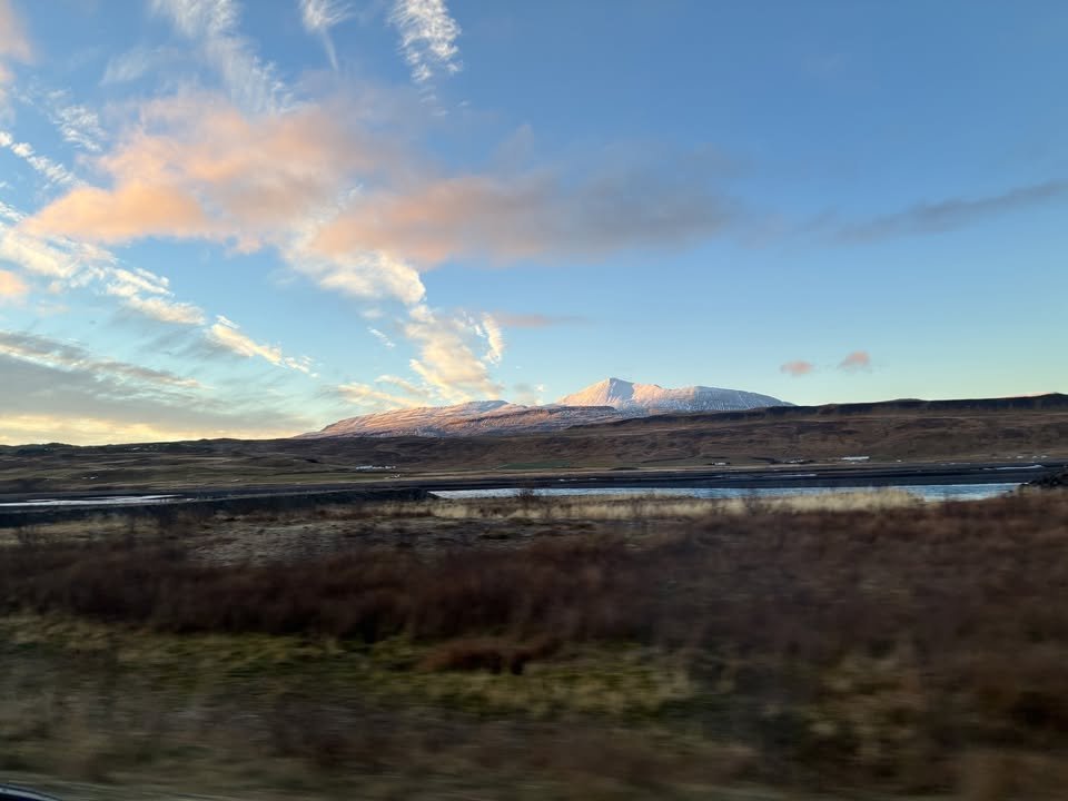 Erum við með nóg í hillunum ?