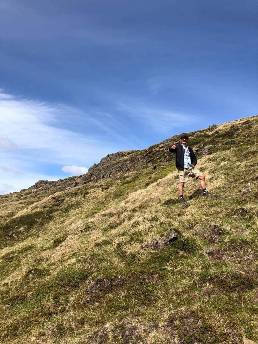 Anton gönguhrólfur á góðum sumardegi