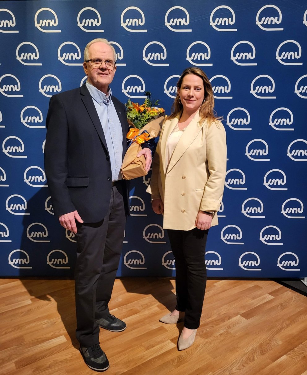 Ljósmynd: Þorkell V. Þorsteinsson Aðstoðarskólameistari FNV og Katrín M. Guðjónsdóttir framkvæmdastj…