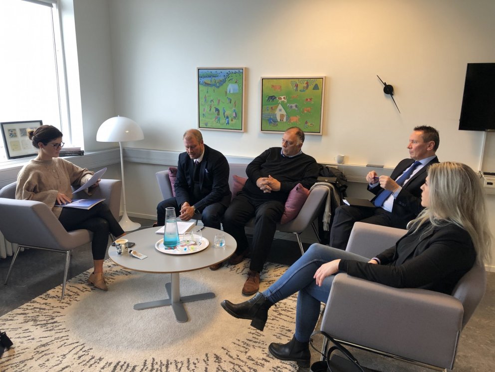 Fundað með ráðherrum